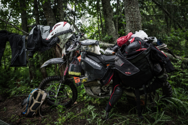 ED14 TRAVEL GEAR